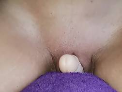 8 min - Fondling clitoris dildo