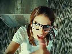19 min - Schoolgirl bj cum facial