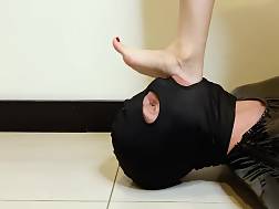 9 min - Slave gags feet foot