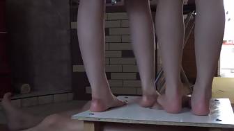 two legs cock nut