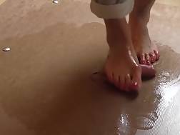 13 min - Prick footjob oily feet