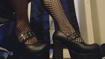 goth shows black heels