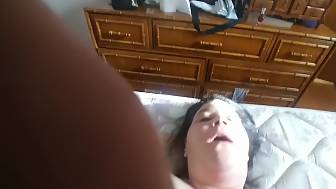 penetrate sucking wifes face