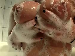 14 min - Big boobs butt bath