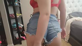 teen undresses booty shorts