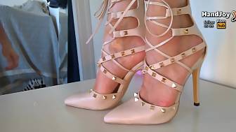 goddess foot tease cumshot