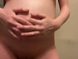 7 min - Pregnant teenager self massage