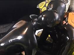 5 min - Latex banging