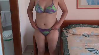 mature beach shows masturbates