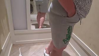spy spying mature pawg