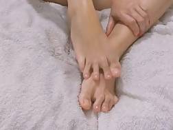 9 min - Foot massage oil fingers