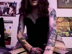 4 min - Tattooed trans goth dick