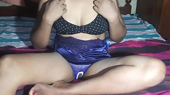 huge boobs bald snatch