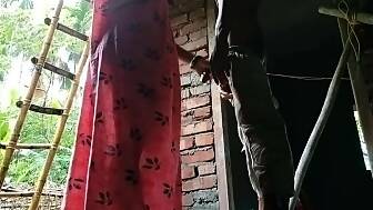 dress wife outdoor