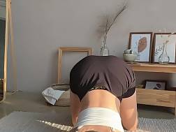 3 min - Skirt stretching