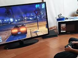 4 min - Plays jerk snatch