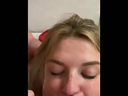 11 min - Blonde wet suck facial