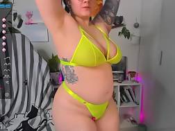 8 min - Bbw dance huge melons